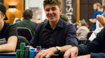 Анатолий Филатов победил в двух турнирах на стриме