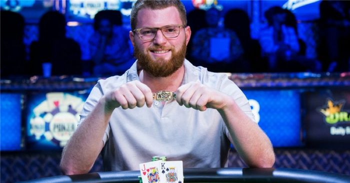 Ник Петранджело выиграл PokerStars Championship Player of the Year